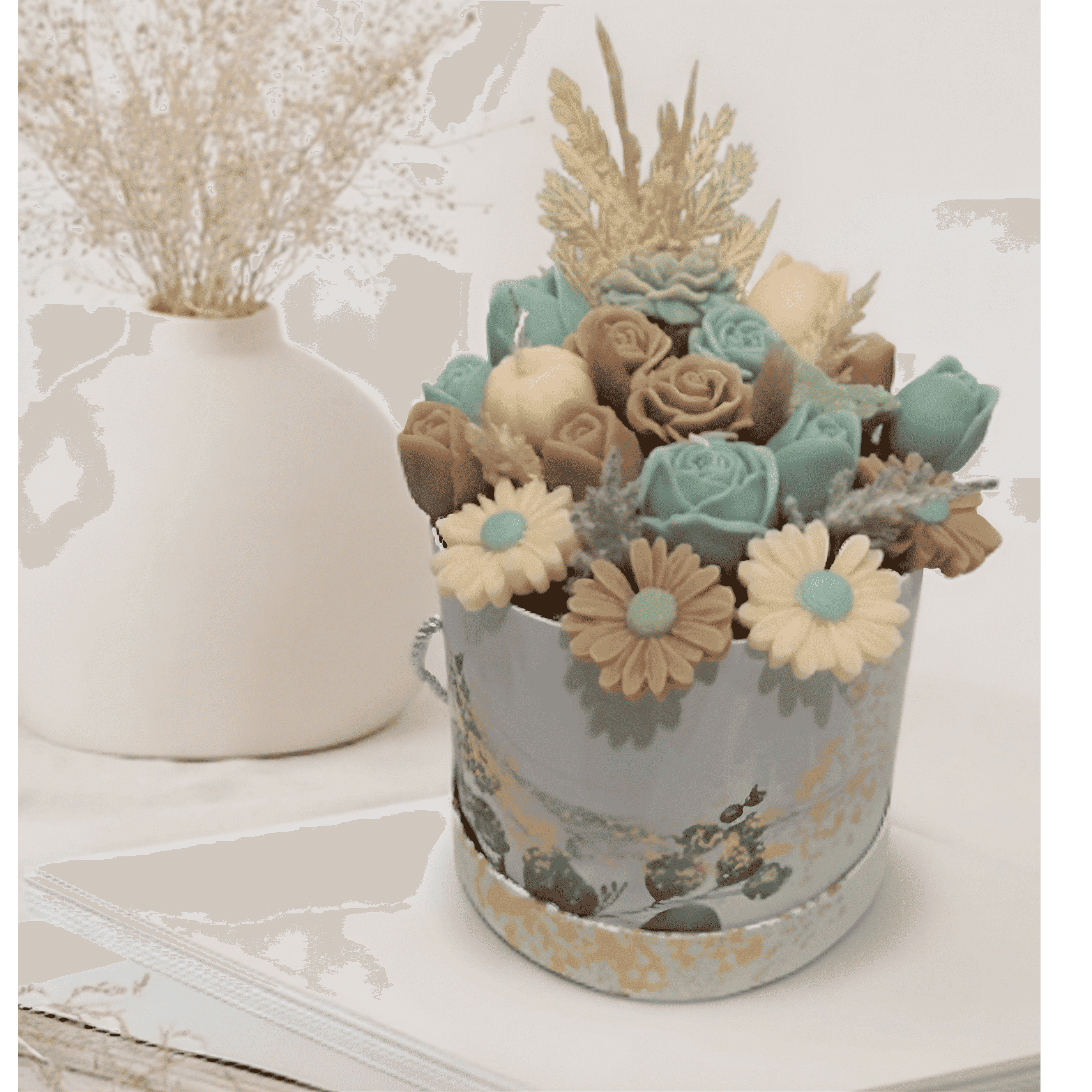 Eveligue Candle Arrangement